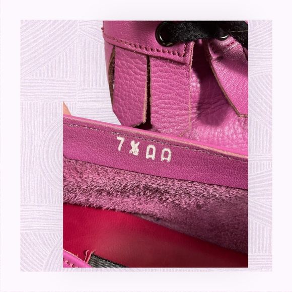 Liz Wear Size 7.5 AA Leather Driving Loafers - Picture 2 of 9